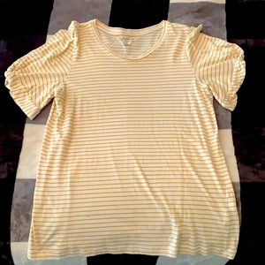 Banana Republic puff sleeve designer tee